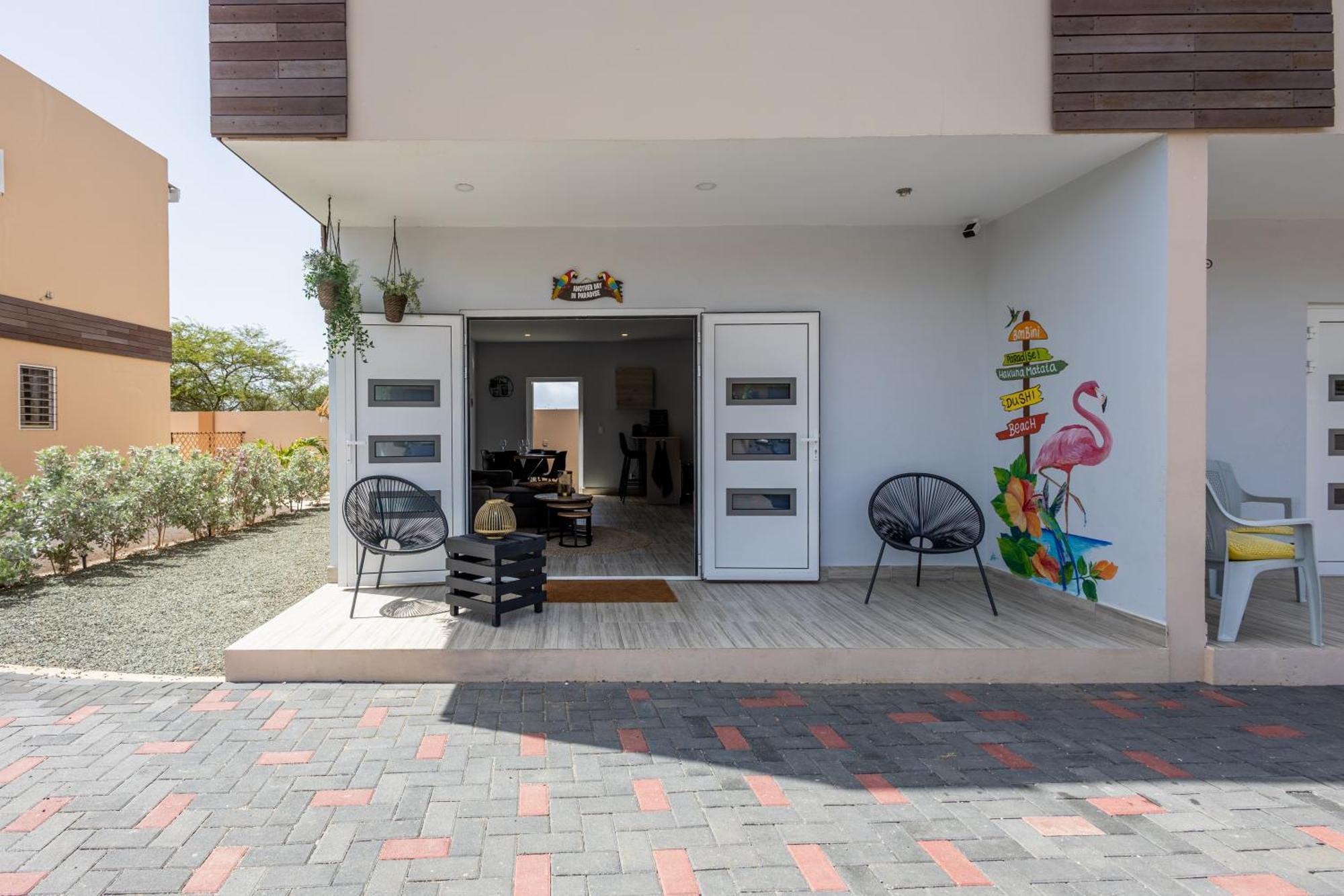 Av Curacao - Centrally Located Spacious Apartment Willemstad Exterior foto